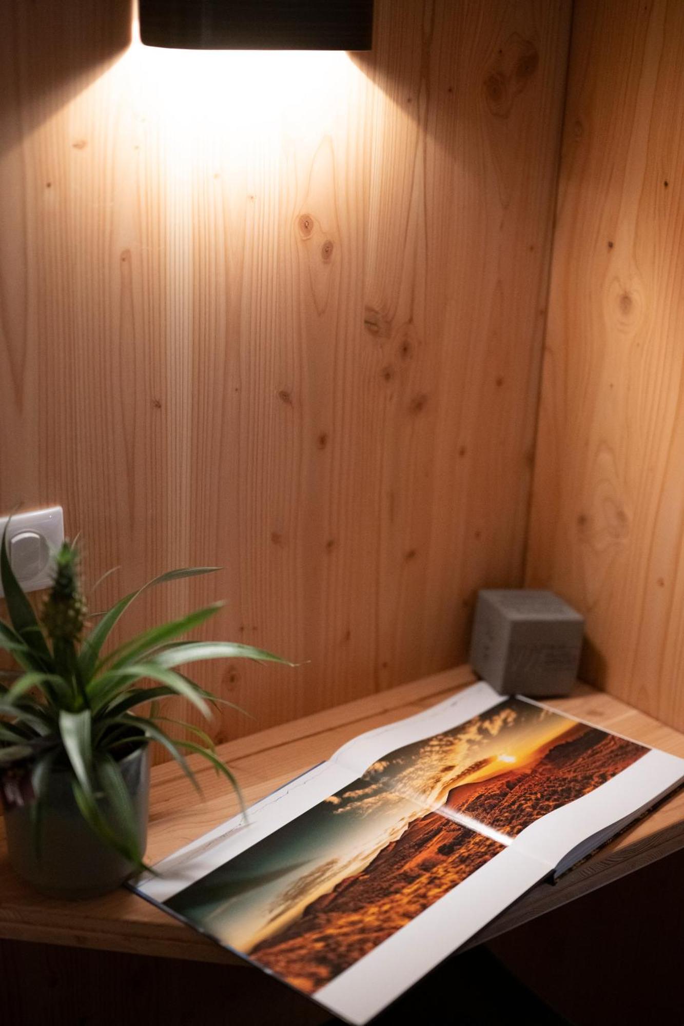 L'Oree Des Sources Volvic Room photo